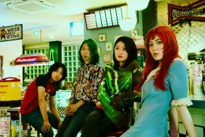 Sad Happy Birthdaysアー写