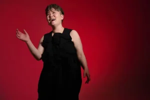 アヤ・シマヅ アー写