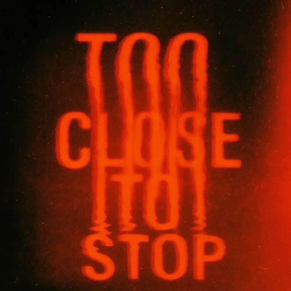 「Too Close To Stop」D.Y.Tアートワーク