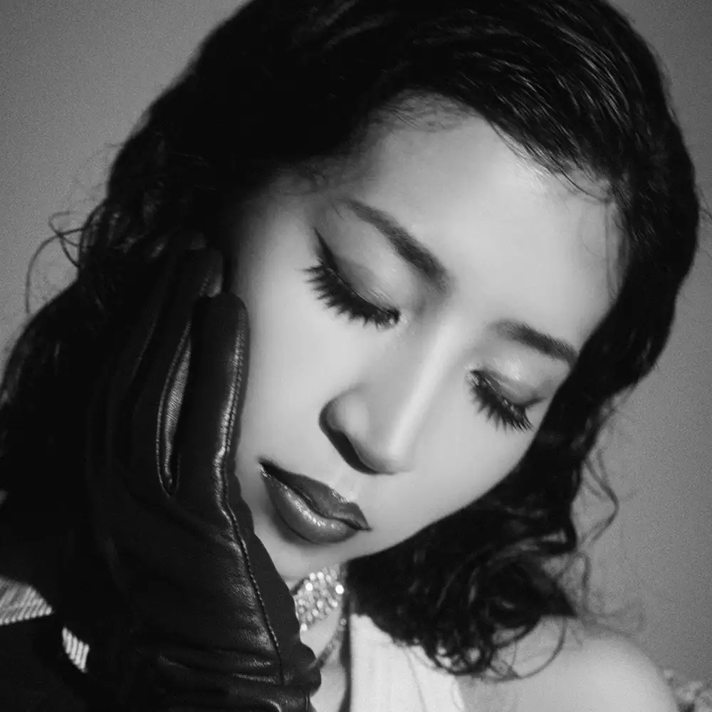 「Tell Me」/ aimiアートワーク