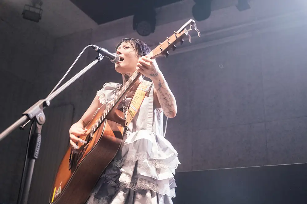 ぶっ恋呂百花とライブレポート画像