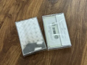 『In Your Languages』 揺らぎカセット