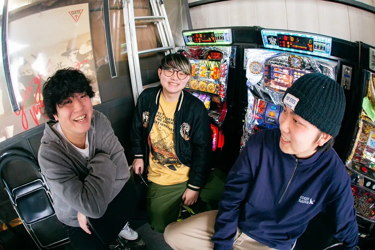 SAVE THE YOUTHアー写