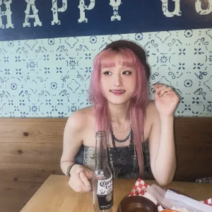 『まだ何もわかんない。君の事、君のして欲しいこと』 Tina Moon アートワーク