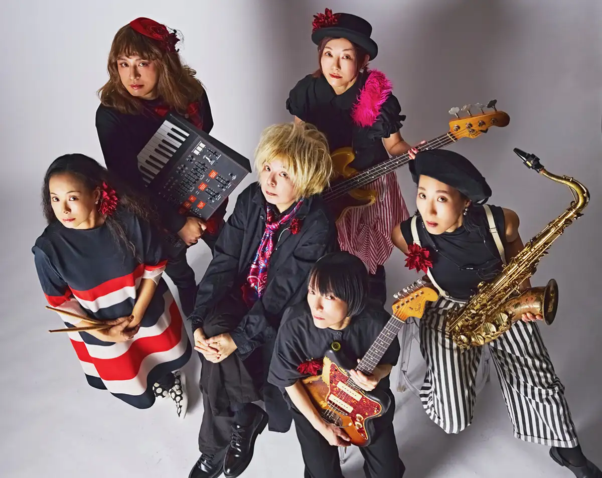 KERA & Broken Flowersアー写