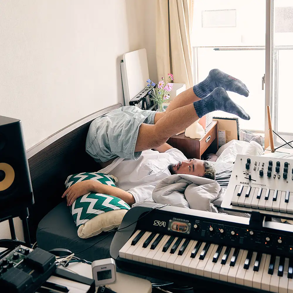 「罪上のソファ」 壱タカシアートワーク