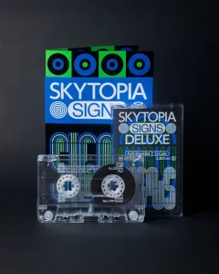『SIGNS（Deluxe）』/ SKYTOPIAカセットテープ