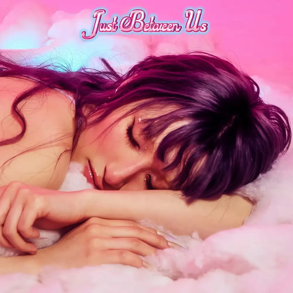 『Just Between Us』Tina Moonアートワーク