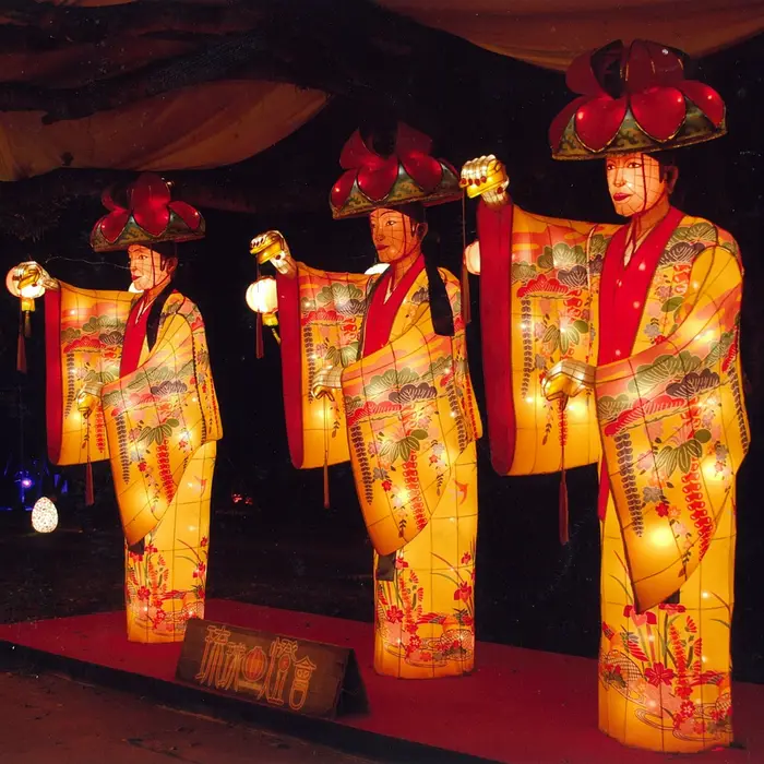 『public image』ヘントナー大佐アートワーク