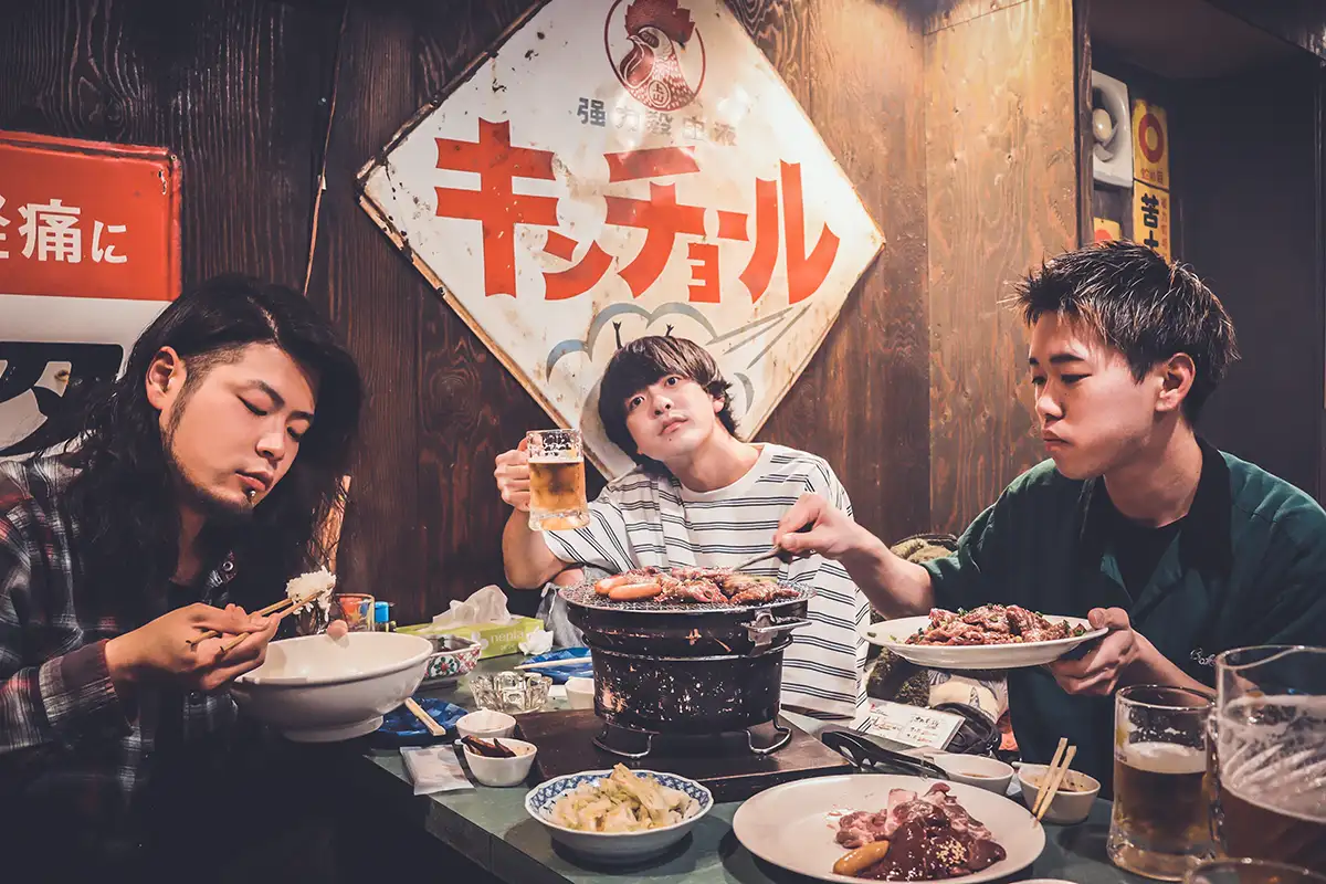FUNNY THINKアー写