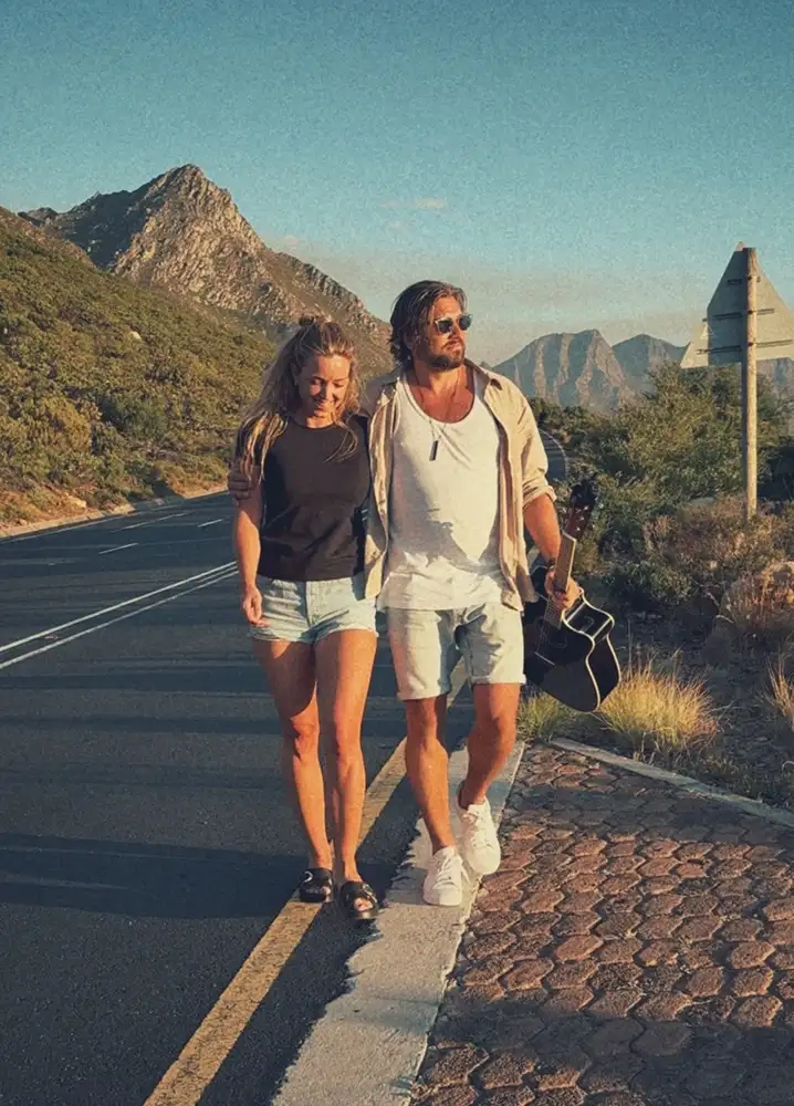 「Vaken」/ Klas Österman, Josefin Blombergアー写