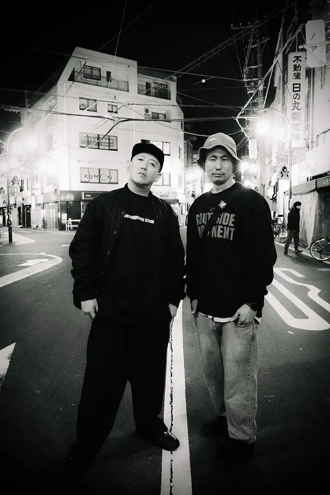 「WORLD FAMOUS UNDERGROUND」アー写