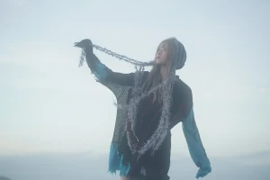 【NEWS】愛探眼影 新曲「ブラーズソング」4/1に配信リリース決定 愛探眼影アー写