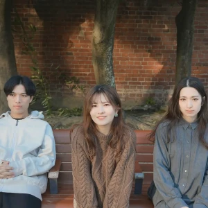 あの街の水色アー写