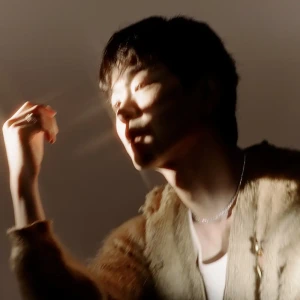 『ALLURE』/ BANNY BUGSアートワーク