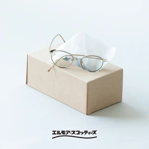 「リビング」/ エルモア・スコッティーズアートワーク