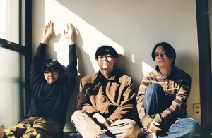 年齢バンドアー写