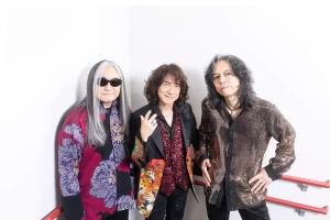 RED WARRIORSアー写