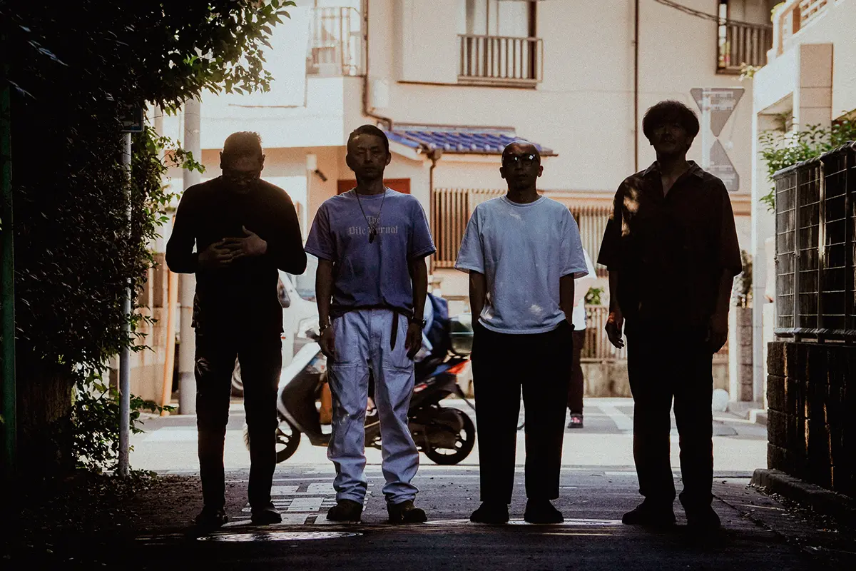 the band apartアー写