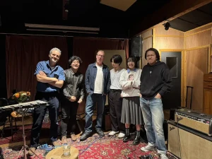 集合写真。might project、Freddie Cowan、Dave Rowntree